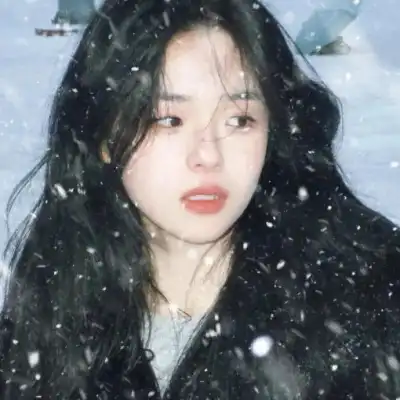 燕婉娜 燕婉娜